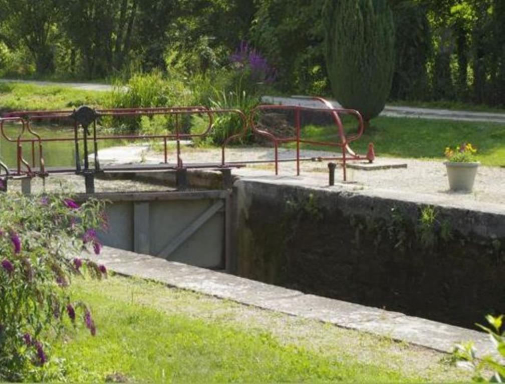 Le Clos Du Murier Chassignelles Exterior foto